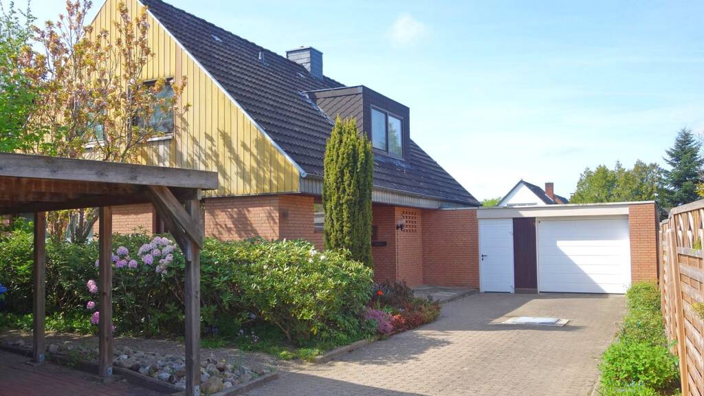 Einfamilienhaus zum Kauf 329.000 € 6 Zimmer 184 m² 791 m² Grundstück Brunsbüttel 25541