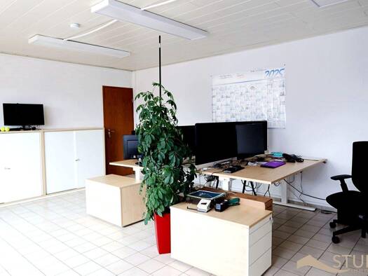 Bürofläche zur Miete 630 € 2 Zimmer 58 m² Bürofläche Kürnach 97273