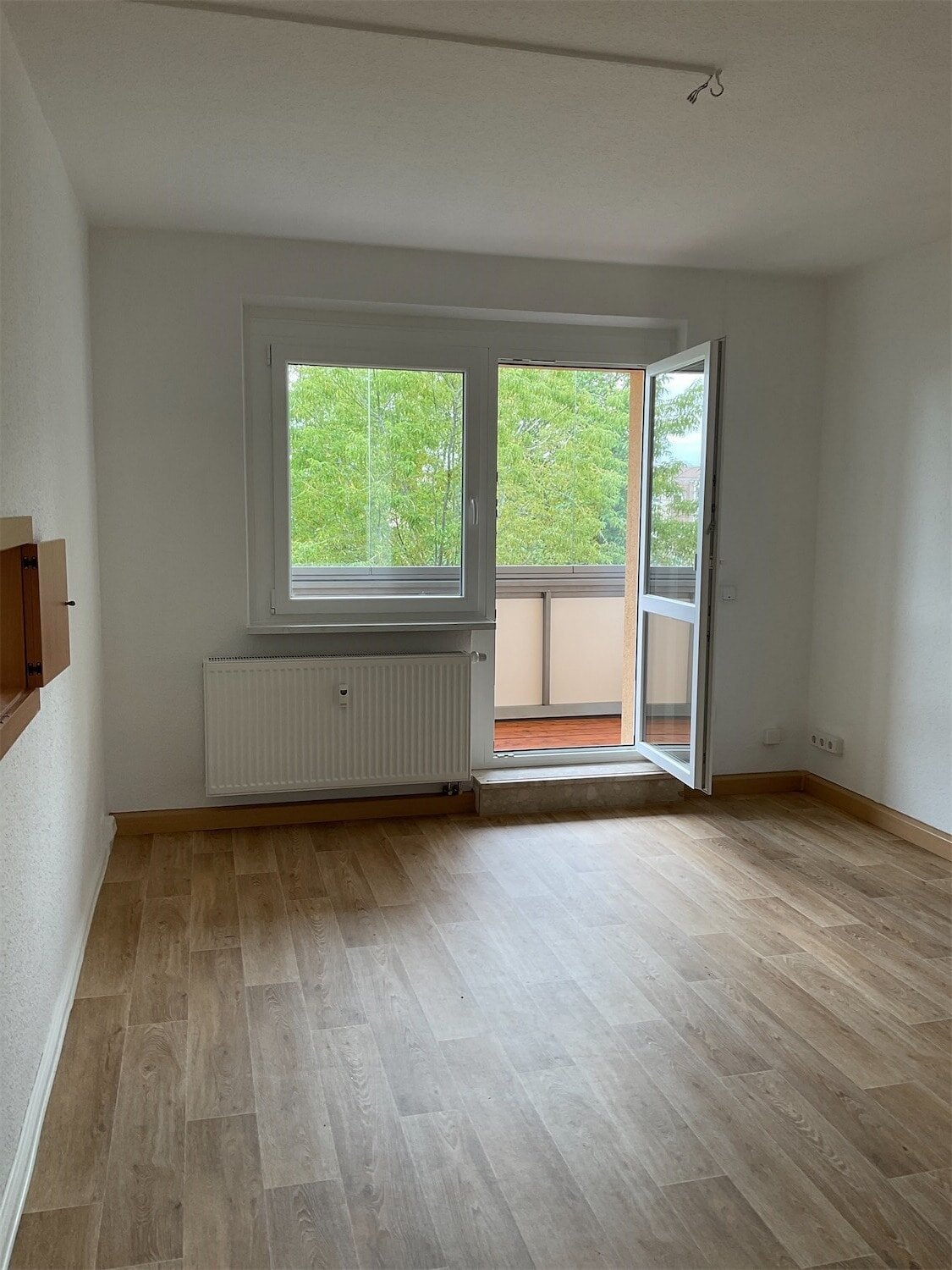 Wohnung zur Miete 338 € 2 Zimmer 62,5 m²<br/>Wohnfläche ab sofort<br/>Verfügbarkeit Schmölln Schmölln 04626