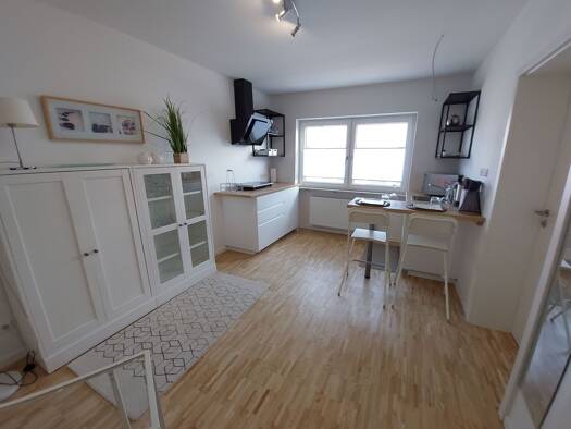 Wohnung zur Miete 800 € 1 Zimmer 24 m² Geschoss 1/2 frei ab 01.04.2026 Weingarten 76356