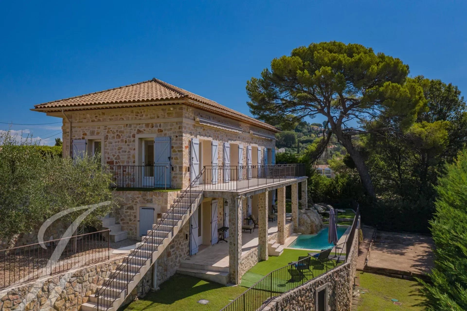 Einfamilienhaus zum Kauf provisionsfrei 2.250.000 € 7 Zimmer 202 m²<br/>Wohnfläche 1.214 m²<br/>Grundstück Chemin de Saint Barthelemy 217 Saint Martin-Le Miracle Mougins 06250