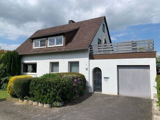 Mehrfamilienhaus zum Kauf 229.500 € 6 Zimmer 152 m² 855 m² Grundstück Holzminden Holzminden 37603