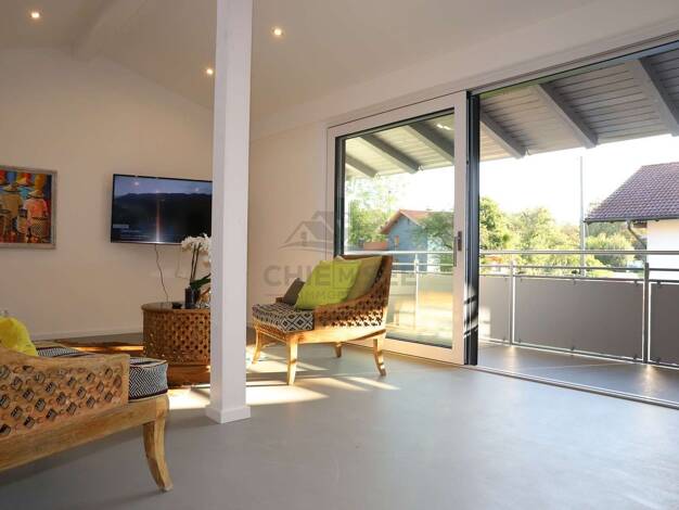 Loft zur Miete 1.400 € 1 Zimmer 88 m² Dachgeschoss, 1. Geschoss frei ab 15.09.2025 Hauptstr. 12 Chieming Chieming 83339
