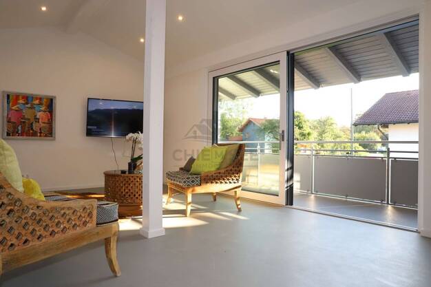 Loft zur Miete 1.400 € 1 Zimmer 88 m² Dachgeschoss, 1. Geschoss frei ab 15.09.2025 Hauptstr. 12 Chieming Chieming 83339