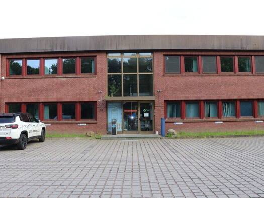 Bürogebäude zur Miete provisionsfrei 2.950 € 8 Zimmer 287,9 m² Bürofläche Wellsee Kiel 24145