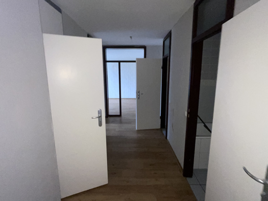 Wohnung zur Miete nur mit Wohnberechtigungsschein 491 € 4 Zimmer 87,6 m² 4. Geschoss Eggersten Ring 18 Kreuztal 57223