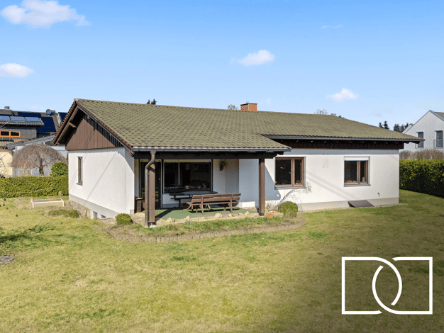 Bungalow zum Kauf 429.000 € 4 Zimmer 127,6 m² 971 m² Grundstück Grüner Baum Bayreuth 95445