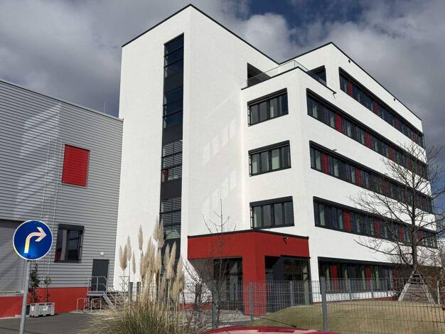 Bürofläche zur Miete provisionsfrei 14 € 3.030 m² Bürofläche teilbar ab 573 m² Höfen Nürnberg 90431