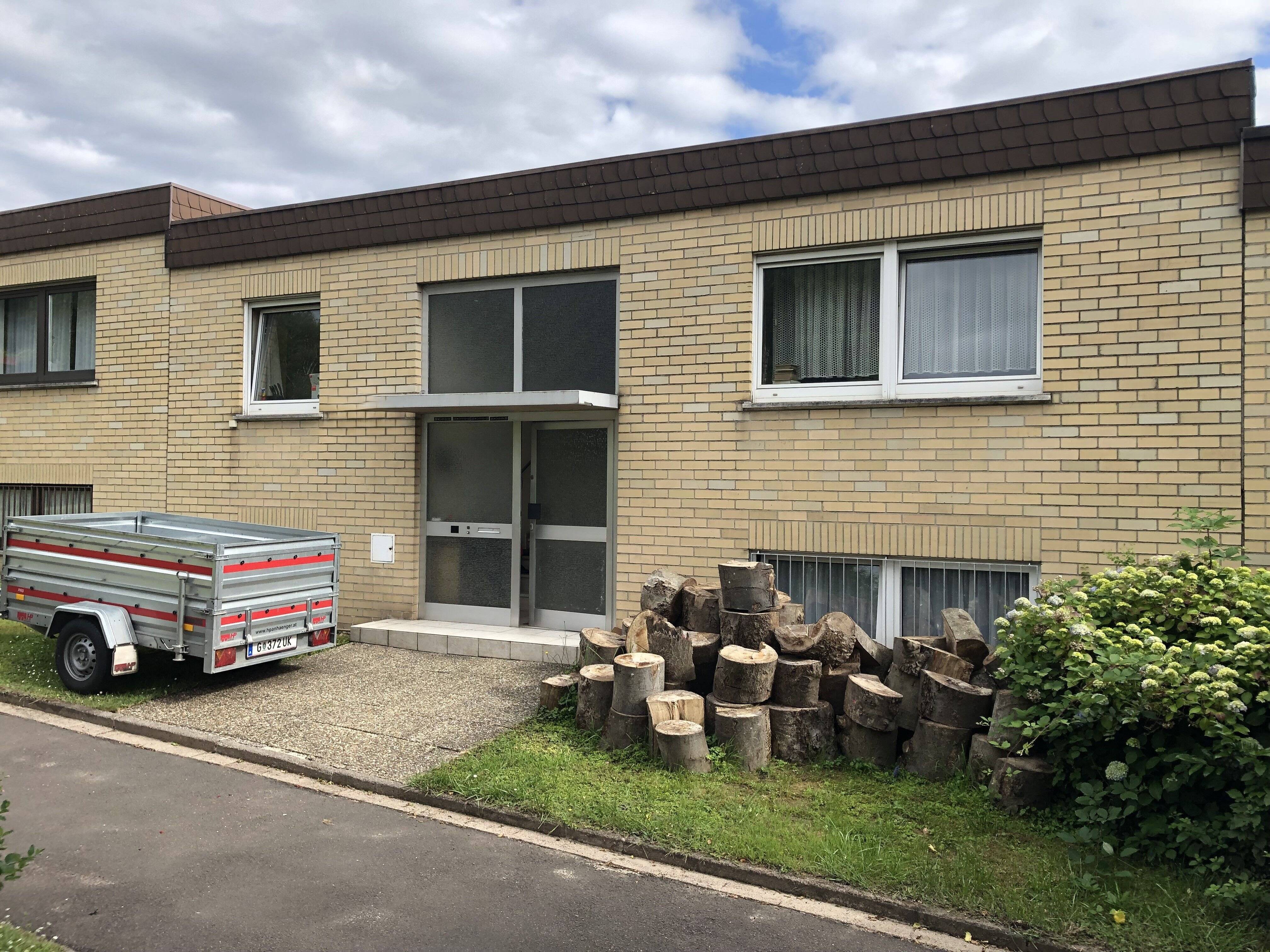 Reihenmittelhaus zum Kauf 249.000 € 6 Zimmer 152 m²<br/>Wohnfläche 375 m²<br/>Grundstück Heidstock Völklingen 66333