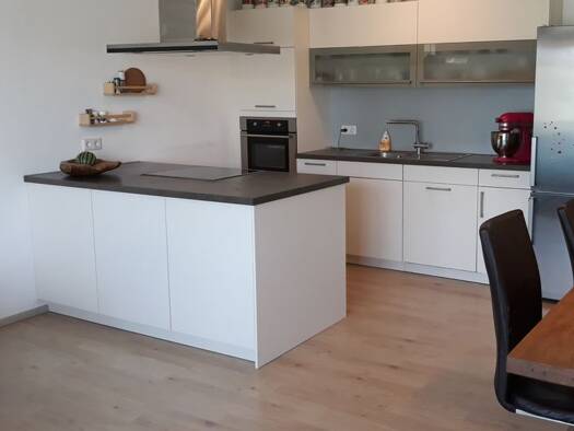 Wohnung zur Miete 1.250 € 3,5 Zimmer 113 m² frei ab 01.12.2025 Neustadt Neustadt a.d.Donau 93333