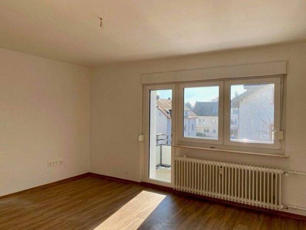 Wohnung zur Miete 1.057 € 3,5 Zimmer 79,3 m² 2. Geschoss frei ab 12.03.2026 Saalburgstr. 25 Bad Homburg 61350