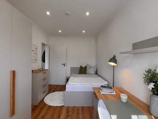 WG-Zimmer zur Miete 695 € 3 Zimmer 11 m² Geschoss 2/3 frei ab 15.04.2026 Colmarer Straße 1 Thalk.Obersendl.-Forsten-Fürstenr.-Solln München 81379