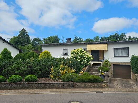 Einfamilienhaus zum Kauf 219.000 € 5 Zimmer 132 m² 942 m² Grundstück Diefflen Dillingen/Saar 66763