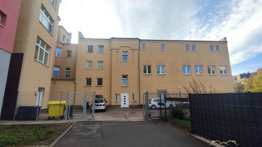 Wohnung zur Miete 624 € 3 Zimmer 95,9 m² 3. Geschoss frei ab sofort Burgstraße 42 Bitterfeld 06749