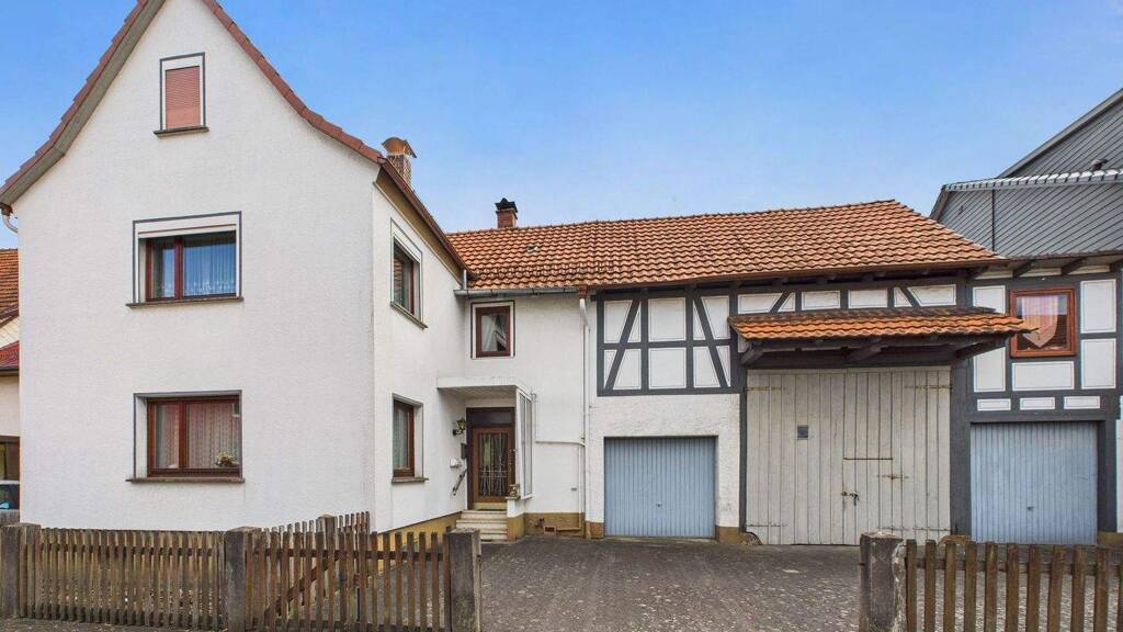 Einfamilienhaus zum Kauf 115.000 € 6 Zimmer 127,4 m² 599 m² Grundstück Obersuhl Wildeck / Obersuhl 36208