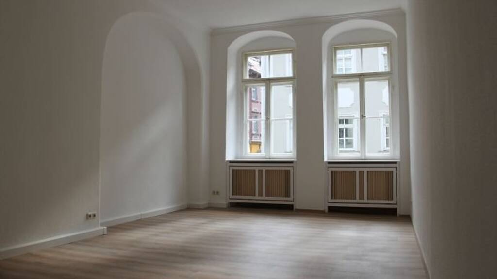 Wohnung zur Miete 510 € 3 Zimmer 80 m² Geschoss -1/3 frei ab 01.05.2026 Große Kirchstrasse 15 Innenstadt Gera 07545