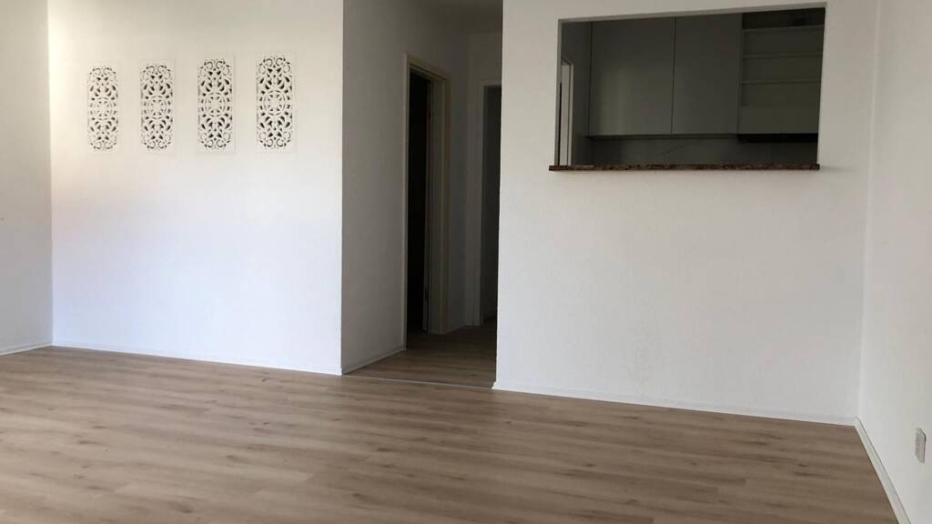 Studio zur Miete 750 € 2 Zimmer 45 m² Geschoss 2/3 frei ab sofort Lerchenbuckel Reutlingen 72762
