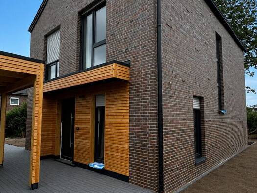 Einfamilienhaus zum Kauf - Erstbezug provisionsfrei 599.900 € 4 Zimmer 123,2 m² 712 m² Grundstück Hankhausen II Rastede 26180