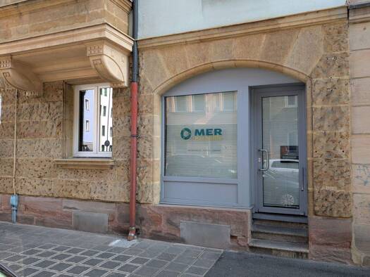 Laden zur Miete provisionsfrei 820 € 3 Zimmer 83 m² Verkaufsfläche Schumannstraße 8 Muggenhof Nürnberg 90429