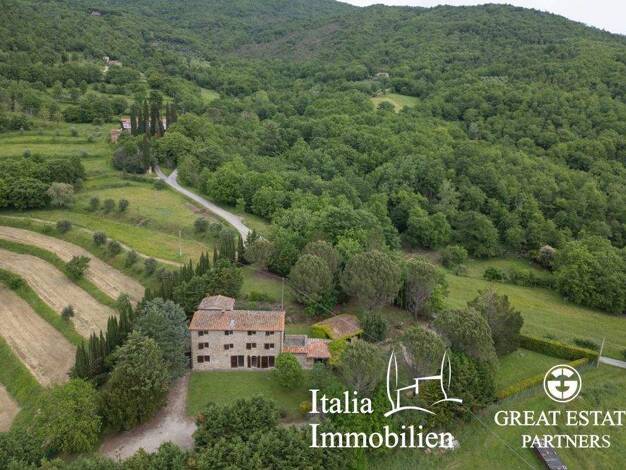 Bauernhaus zum Kauf 750.000 € 13 Zimmer 453 m² 4.000 m² Grundstück Cortona 52044