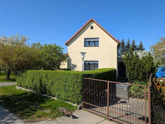 Einfamilienhaus zum Kauf 89.000 € 3 Zimmer 80 m² Russenhäuser 11 Kemnitz Bernstadt a. d. Eigen 02748