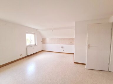 Wohnung zur Miete 300 € 2,5 Zimmer 49 m² 2. Geschoss frei ab sofort Alte Schulstraße 3 Wyhra Borna 04552