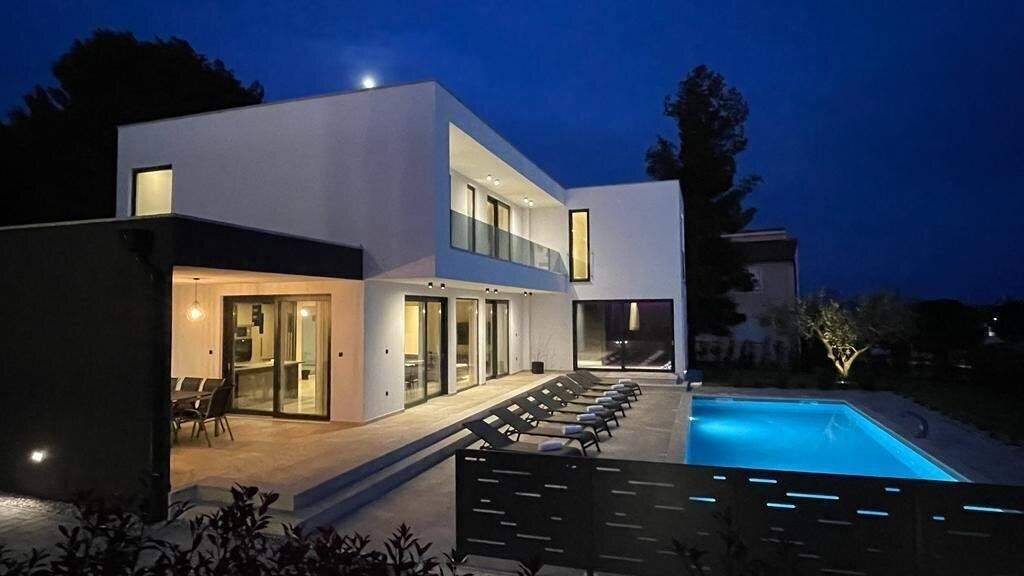 Villa zum Kauf 1.150.000 € 854 m² Grundstück Porec 52440