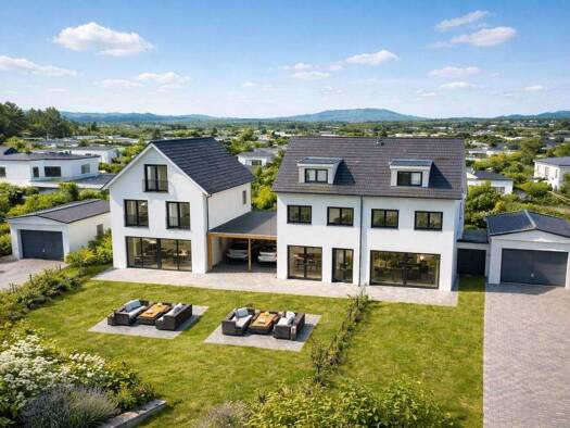 Doppelhaushälfte zum Kauf 849.000 € 6 Zimmer 160 m² 268 m² Grundstück frei ab 30.05.2027 Großkarolinenfeld 83109