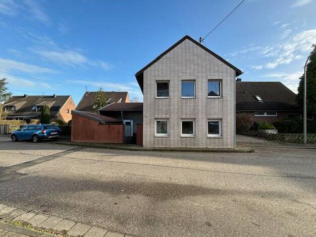 Mehrfamilienhaus zum Kauf 168.000 € 4 Zimmer 110 m² 1.247 m² Grundstück Mennrath Mönchengladbach 41179
