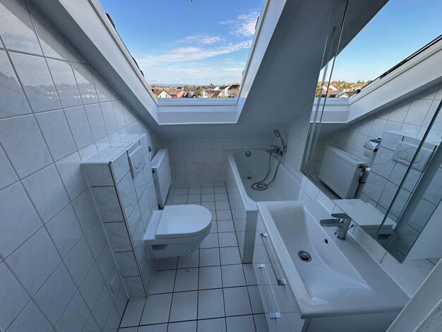 Wohnung zum Kauf provisionsfrei 95.000 € 1 Zimmer 30 m² Dachgeschoss, 4. Geschoss Schillerstr 17c Urberach mit Bulau Rödermark 63322