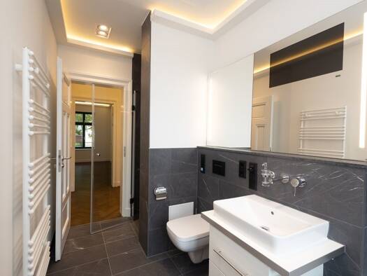 Wohnung zur Miete - Erstbezug 995 € 3 Zimmer 74 m² 1. Geschoss frei ab sofort Wolfgang-Heinze-Straße 28 Connewitz Leipzig 04277