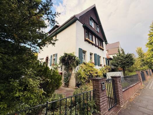 Wohnung zum Kauf 110.000 € 3 Zimmer 95 m² 2 Geschosse frei ab 01.11.2026 Friedrichstraße 18 Northeim Northeim 37154