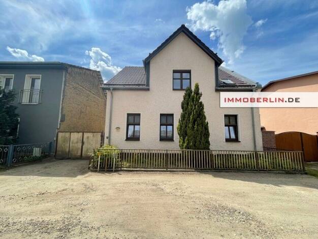 Einfamilienhaus zum Kauf 199.000 € 7 Zimmer 150 m² 859 m² Grundstück Burgwall Zehdenick 16792