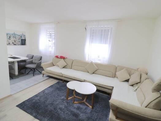 Wohnung zum Kauf 163.500 € 2 Zimmer 47 m² EG Nikola Landshut 84034