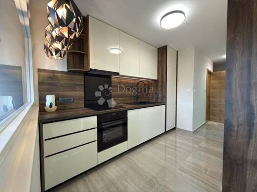 Wohnung zum Kauf 310.000 € 3 Zimmer 75 m² Geschoss 3/3 Selčina, Sesvete Zagreb 10000