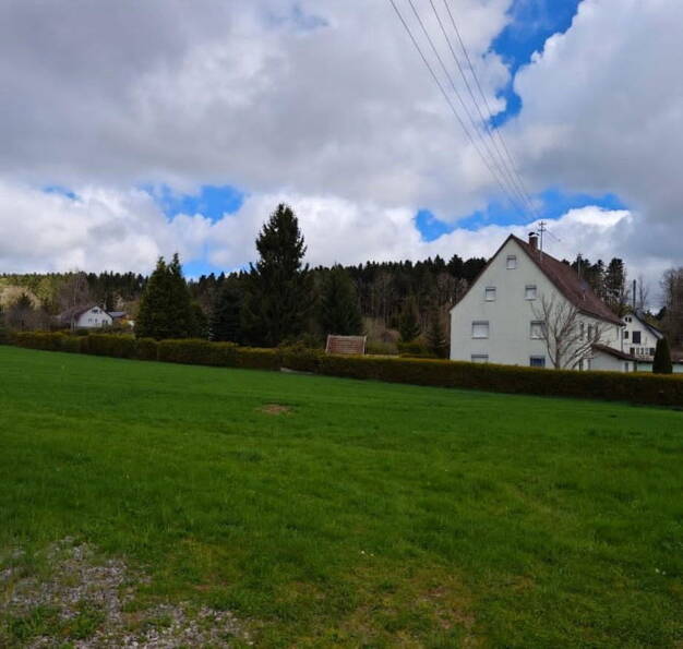 Mehrfamilienhaus zum Kauf provisionsfrei 549.000 € 11 Zimmer 305 m² 4.127 m² Grundstück Hausen Rottweil 78628