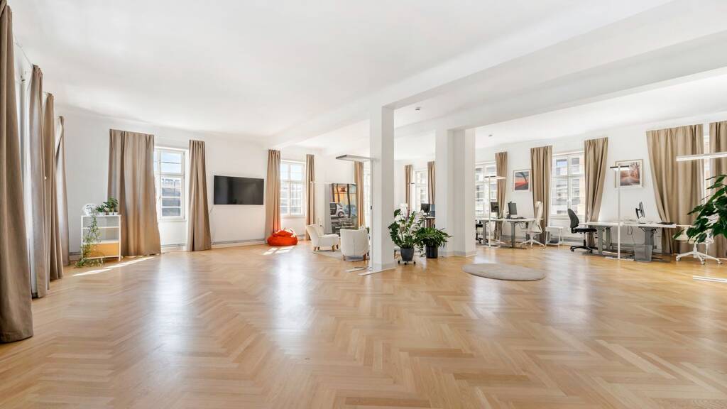 Bürofläche zur Miete 3.519 € 234,2 m² Bürofläche Obertürkheim Stuttgart- Obertürkheim 70329