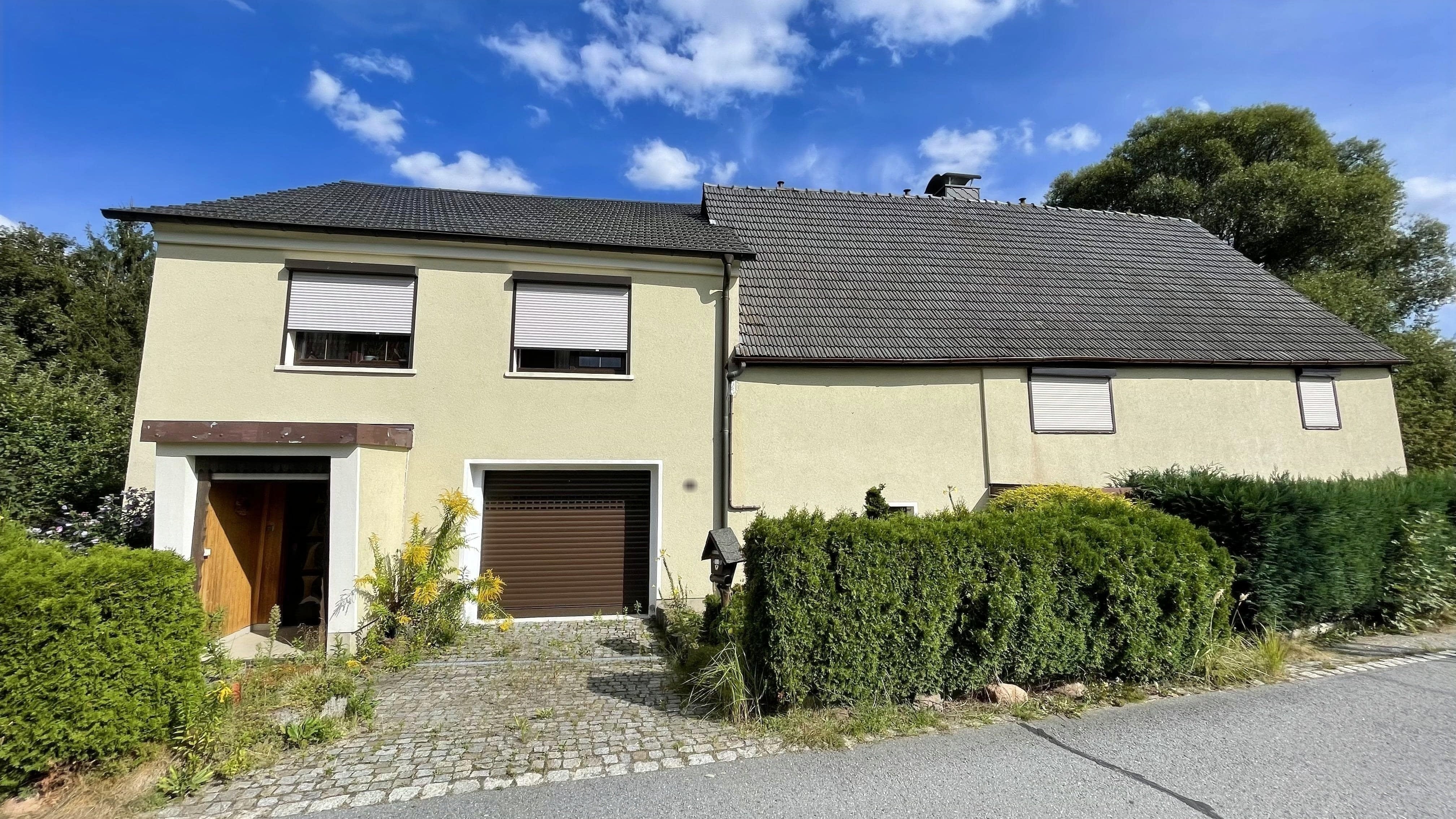 Einfamilienhaus zum Kauf 185.000 € 10 Zimmer 218,3 m²<br/>Wohnfläche 999 m²<br/>Grundstück ab sofort<br/>Verfügbarkeit Kleinröhrsdorf Großröhrsdorf 01900