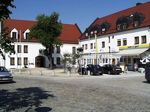 Wohnung zur Miete 360 € 1 Zimmer 26 m² Altfraunhofen Altfraunhofen 84169