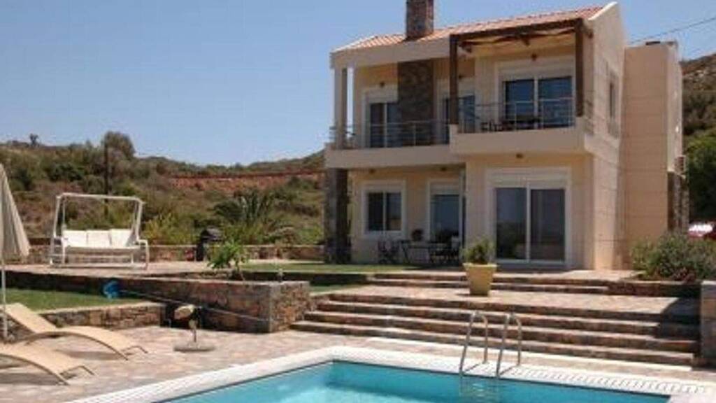 Haus zum Kauf 800.000 € 4 Zimmer 232 m² 2.000 m² Grundstück Elounda 72053