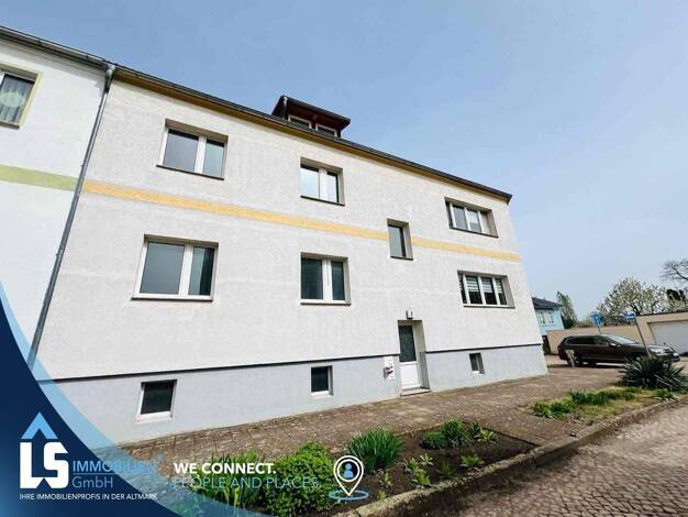 Mehrfamilienhaus zum Kauf als Kapitalanlage geeignet 280.000 € 13 Zimmer 328 m² 446 m² Grundstück Goethestraße 2 Tangerhütte 39517