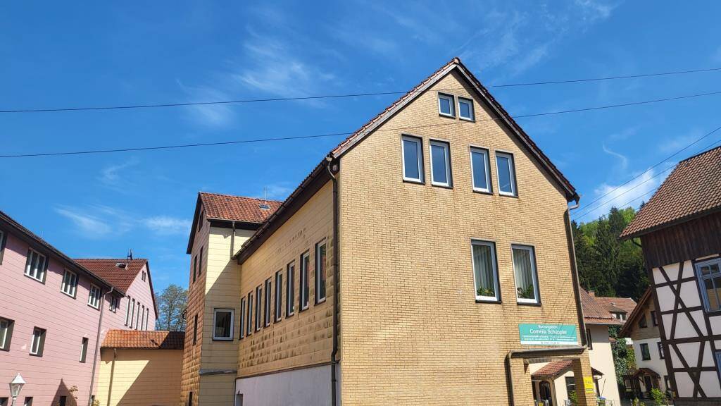 Gewerbeobjekt zum Kauf als Kapitalanlage geeignet 220.000 € 551 m² 855 m² Grundstück Suhl 98528