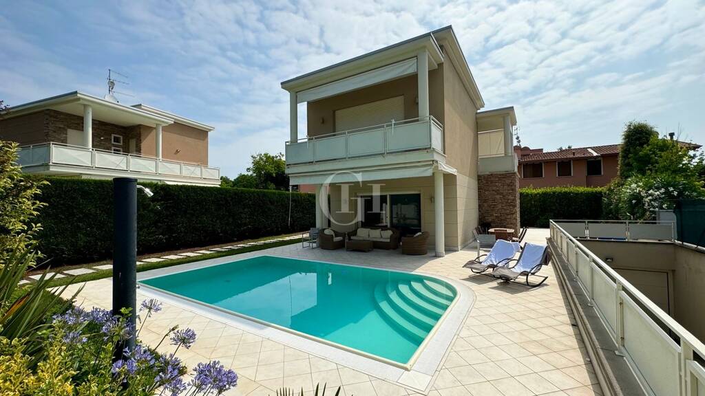 Villa zum Kauf 790.000 € 4 Zimmer 150 m² 300 m² Grundstück Lonato del Garda 25017