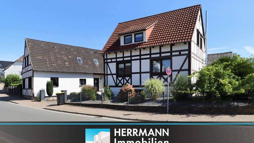 Ein Konzept - Zwei Einfamilienhäuser auf einem Grundstück