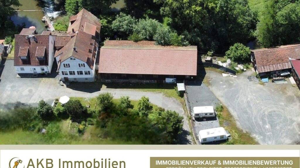 Mehrfamilienhaus zum Kauf 395.000 € 14 Zimmer 367,4 m² 3.495 m² Grundstück frei ab sofort Homberg 35315