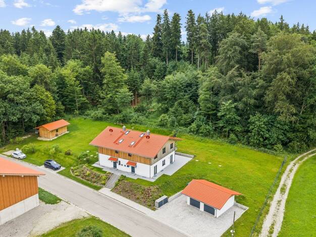 Doppelhaushälfte zum Kauf 1.200.000 € 5 Zimmer 106 m² 1.130 m² Grundstück Reischlhilgen Pfaffing 83539