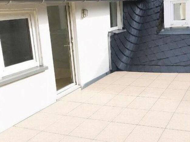 Loft zur Miete 850 € 2,5 Zimmer 80 m² 2. Geschoss Usingen Usingen 61250