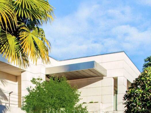 Villa zum Kauf provisionsfrei 5 Zimmer 370 m² Rovellasca 22069