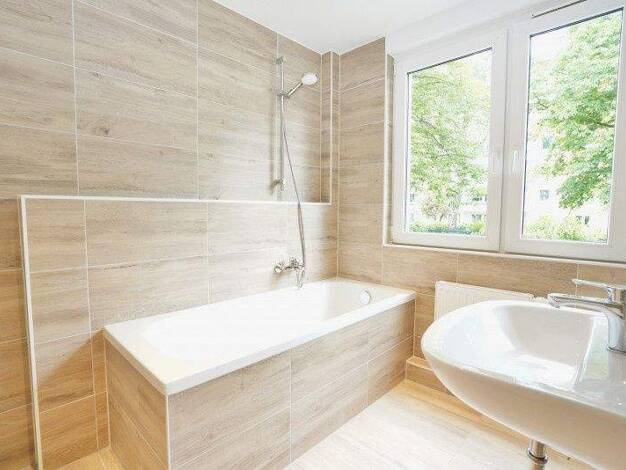 Wohnung zur Miete 358 € 2 Zimmer 58,5 m² 3. Geschoss frei ab 01.06.2026 Ernst-Enge-Str. 20 Gablenz Chemnitz 09127