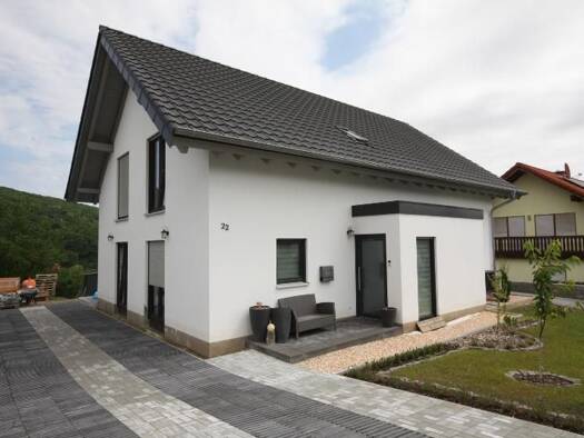 Einfamilienhaus zum Kauf 410.000 € 6 Zimmer 192 m² 767 m² Grundstück Offenbach-Hundheim 67749